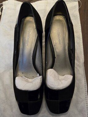 Liz Claiborne Pumps